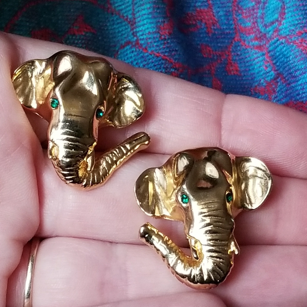 Relisted - Elephant clip earrings gold tone green eyes chunky - Picture 2 of 9